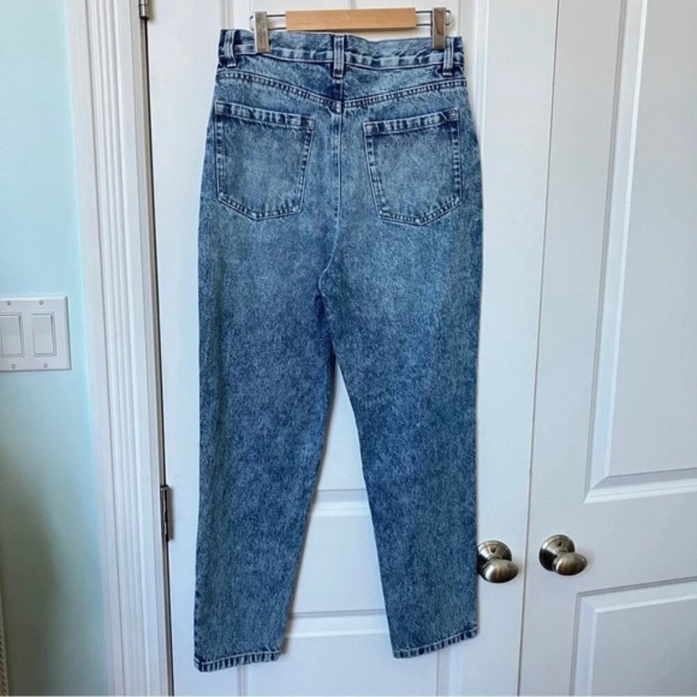 Ardene High Rise Mom Distressed Jeans - Picture 3 of 7